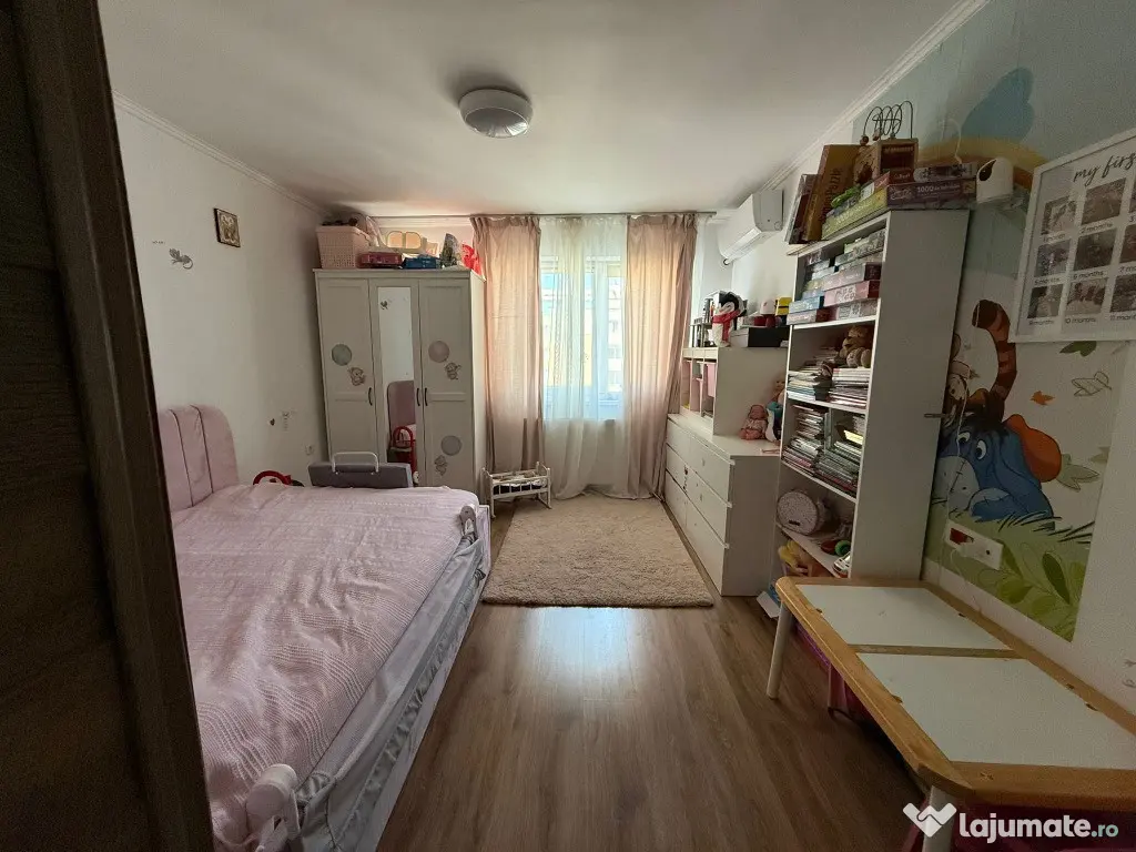 Apartament 3 camere Cornișa Bistriței