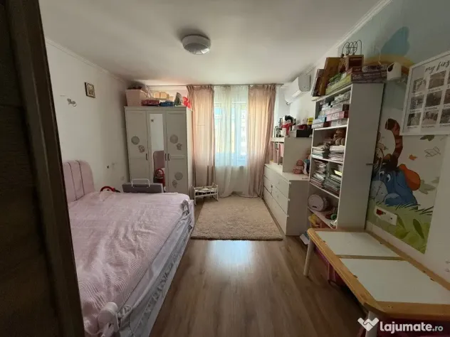 Apartament 3 camere Cornișa Bistriței