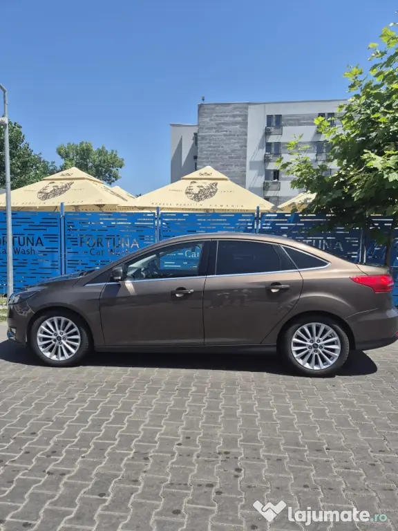 FORD Focus 2018 — imagine 3