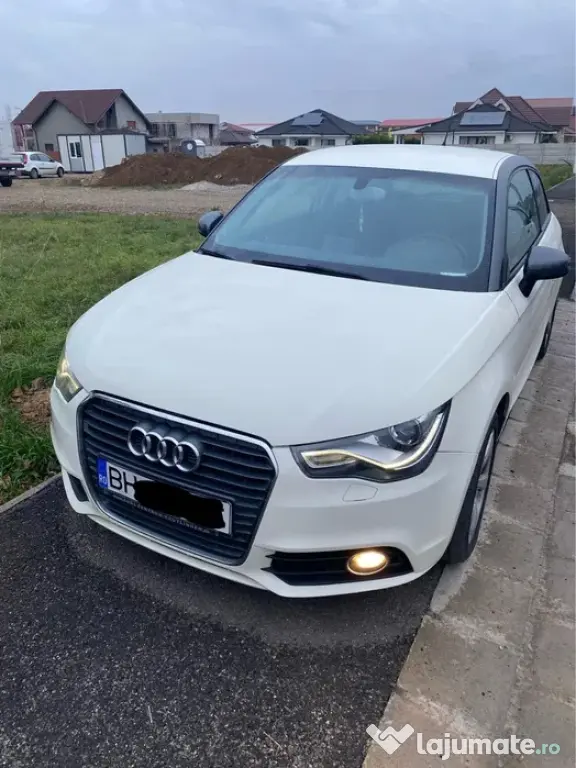 AUDI A1 2011