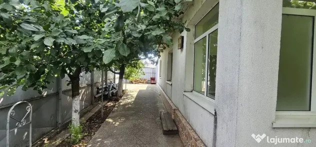 Casa la sol cu teren 1055 mp si livada - Vanatori, Galati