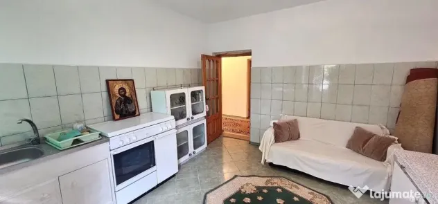 Casa la sol cu teren 1055 mp si livada - Vanatori, Galati