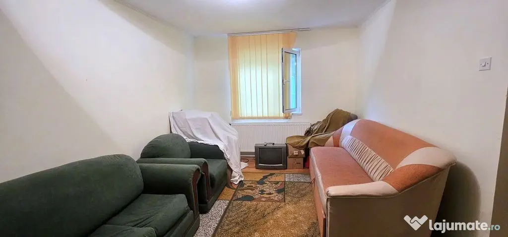 Casa la sol cu teren 1055 mp si livada - Vanatori, Galati