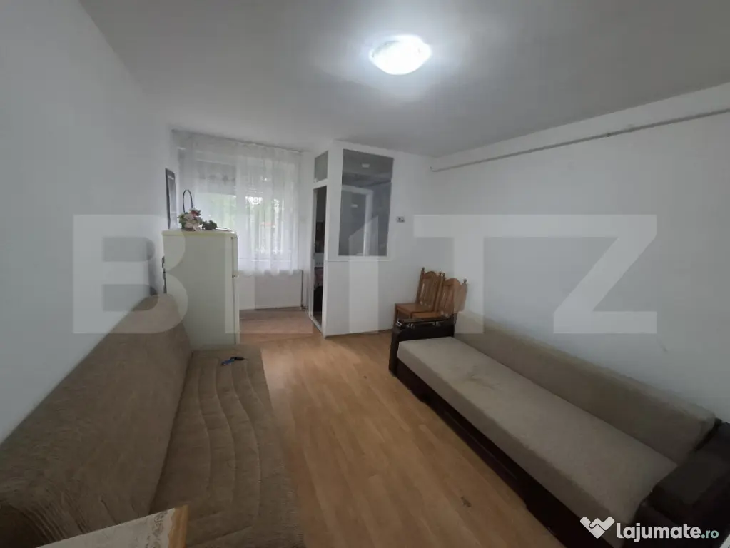 Garsoniera de vanzare, 24 mp, zona Micro 16