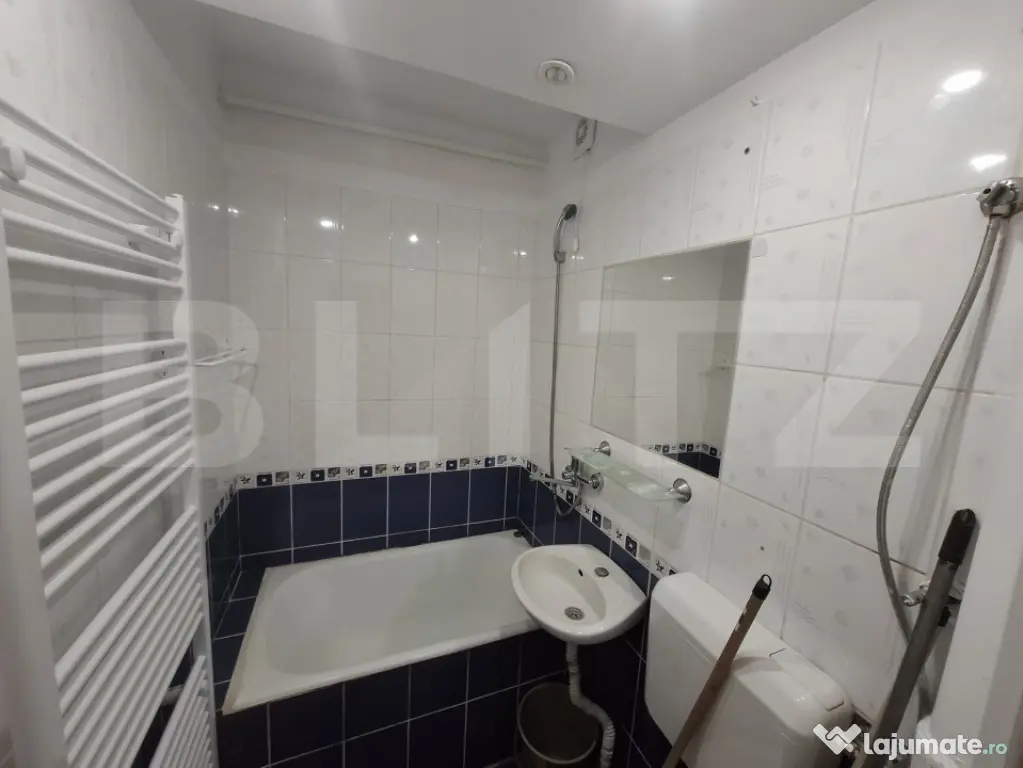 Garsoniera de vanzare, 24 mp, zona Micro 16