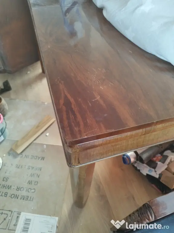 Mobilier din lemn masiv de vânzare