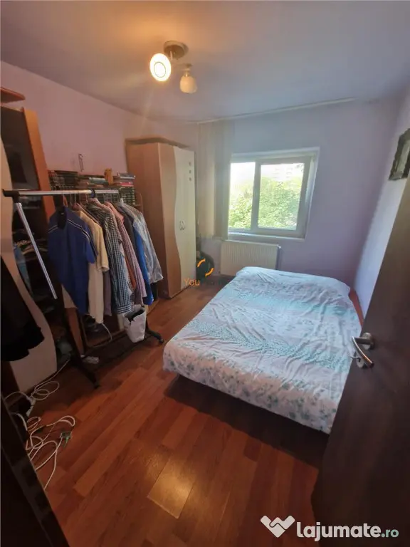 Decomandat 3 Camere 2 Bai 2 Balcoane Zona Aradului