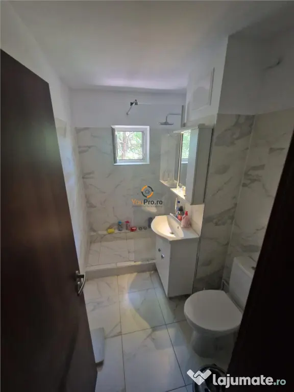 Decomandat 3 Camere 2 Bai 2 Balcoane Zona Aradului
