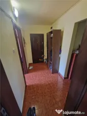Decomandat 3 Camere 2 Bai 2 Balcoane Zona Aradului 