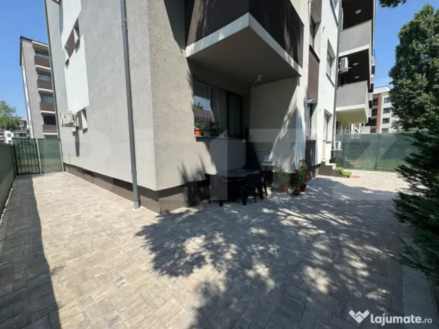 Apartament de inchiriat, 3 camere, 67 mp, loc de parcare, Ha