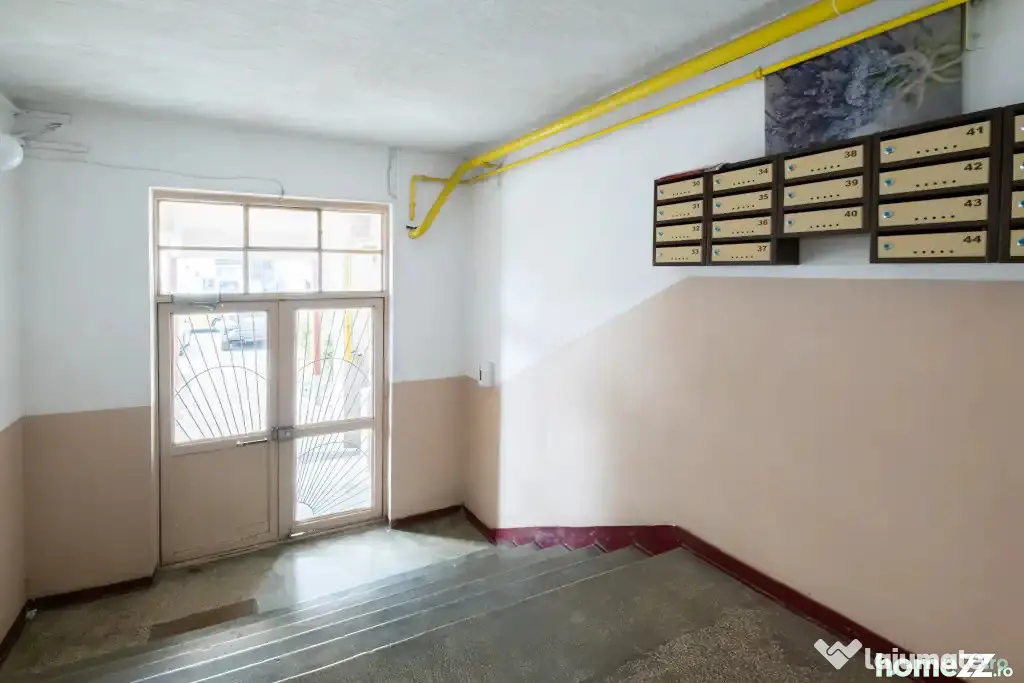 Apartament 3 camere decomandat - Inel 2 - Constanta (Constanta)