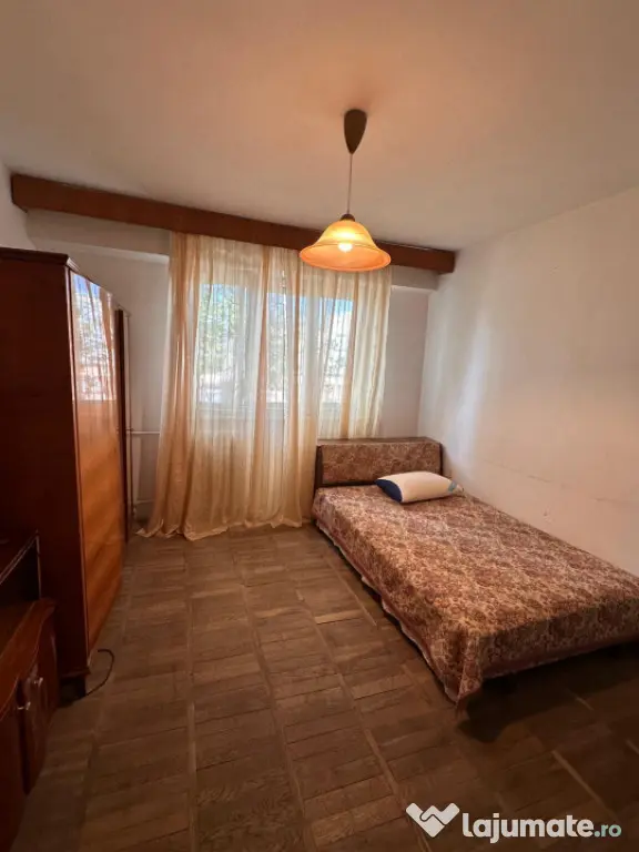 Apartament 3 camere de vânzare în Tomis Nord - Ciresica |