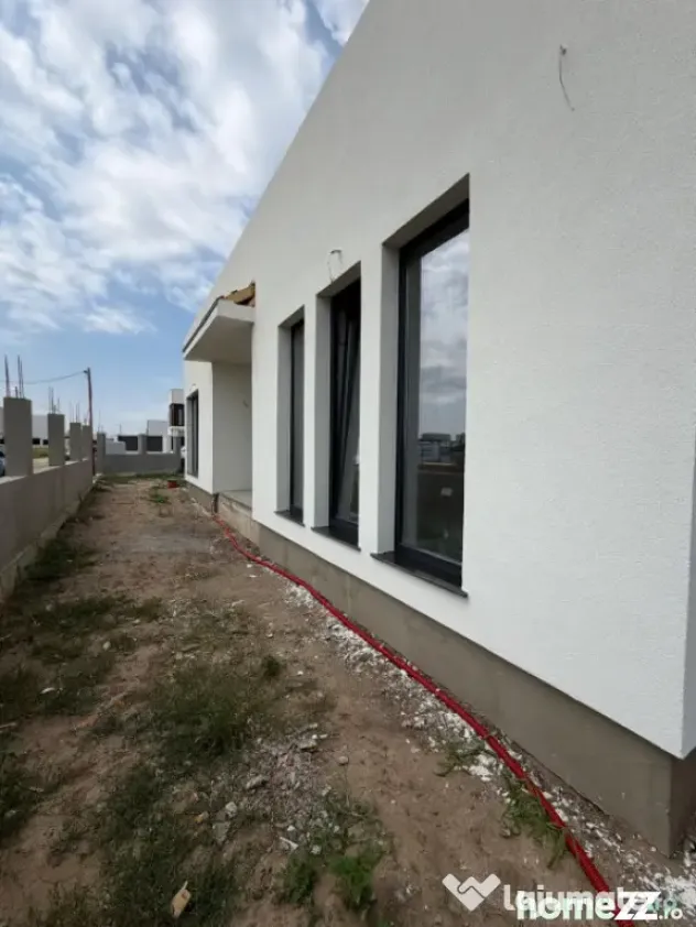 Casă parter 110 mp utili, 3 dormitoare, teren 406 mp, zona - Craiova (Dolj)