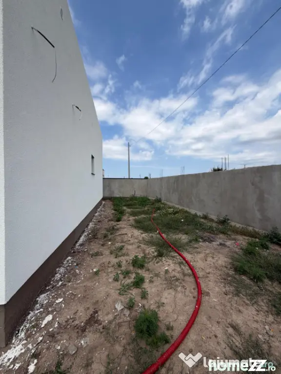 Casă parter 110 mp utili, 3 dormitoare, teren 406 mp, zona - Craiova (Dolj)