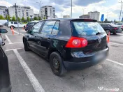 Volkswagen Golf 5 V 1.6 FSI