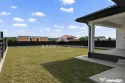 Casă 142mp, 750mp teren, Ghermănești, pădure, utilităț 