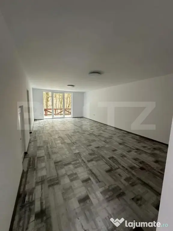 Casă de vânzare, 281 mp, zona Corunca