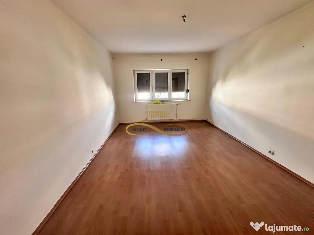 De vanzare apartament 2 camere decomandate Nord Bacau