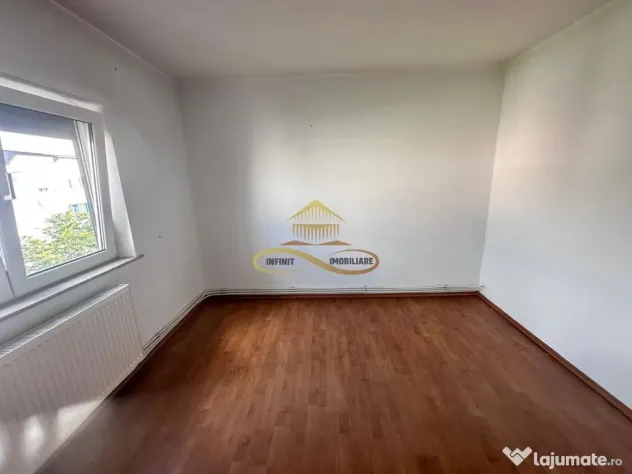 De vanzare apartament 2 camere decomandate Nord Bacau