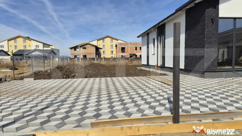 Casa cu toate utilitatiile, 4 camere, 2 bai, 470 m teren - I - Sanpetru (Brasov)