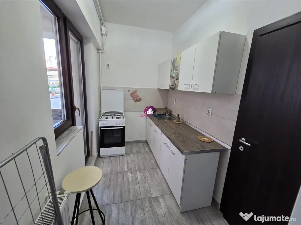 Apartament de inchiriat