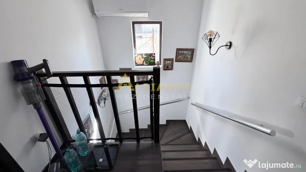 Casa Individuala - 4 camere - 2 bai - 258mp teren