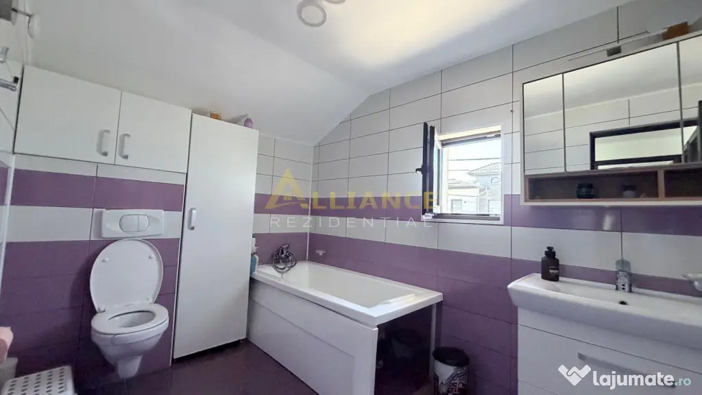 Casa Individuala - 4 camere - 2 bai - 258mp teren