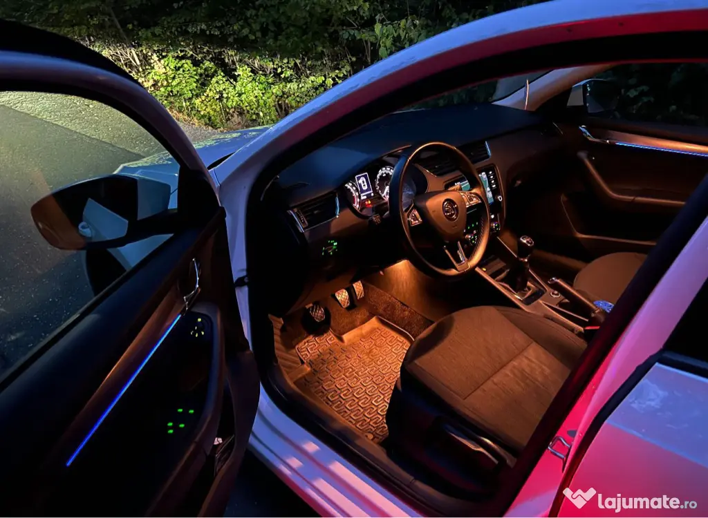 SKODA Octavia 2019 — imagine 25