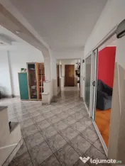 Apartament spațios cu 4 camere, decomandat, 90 mp utili, î 