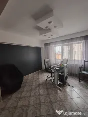 Apartament spațios cu 4 camere, decomandat, 90 mp utili, î 