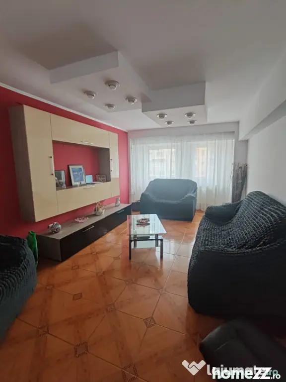 Central în Republicii | 4 camere | 90 mp | Etaj 5/8 cu lift - Baia Mare (Maramures)