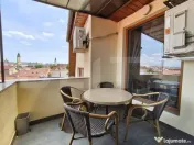 Apartament 4 camere central, 105 mp, 2 bai, dressing, etaj 3 