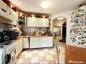 SOARELUI - 3 CAM - 2 BAI - CT PROPRIE - ETAJ 1 - BOXA 