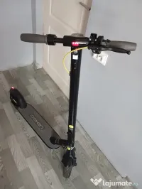 Vând trotinetă electrică 