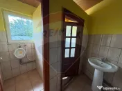 Casa si spatiu comercial (P+1 ) de vanzare
