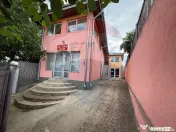 Casa si spatiu comercial (P+1 ) de vanzare