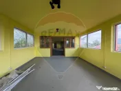 Casa si spatiu comercial (P+1 ) de vanzare