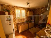Casa cu garaj la pret de apartament in centrul Reghinului