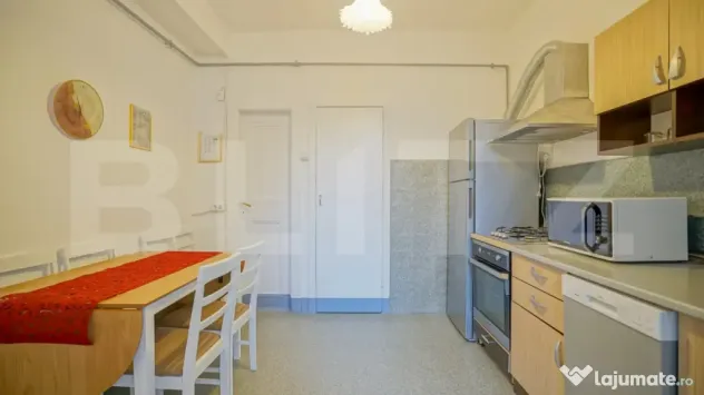 Inchiriere apartament 3 camere Zona Centrala