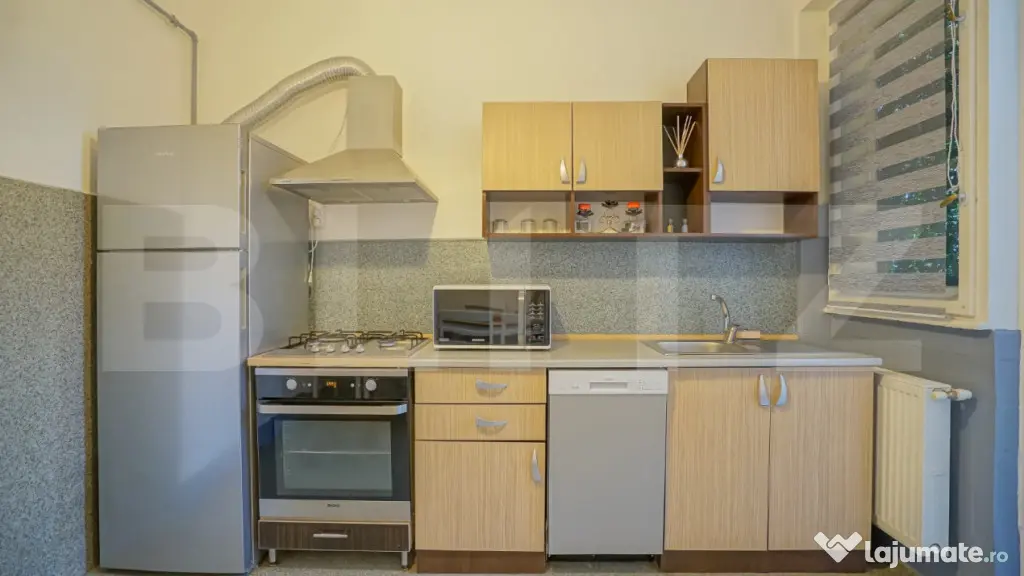 Inchiriere apartament 3 camere Zona Centrala
