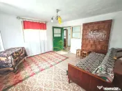 Vând casă bătrânească cu 3300 mp teren in Țârdenii Mari, Blagesti