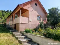 Casă individuală solidă și armonioasă, 55 mp, teren 830