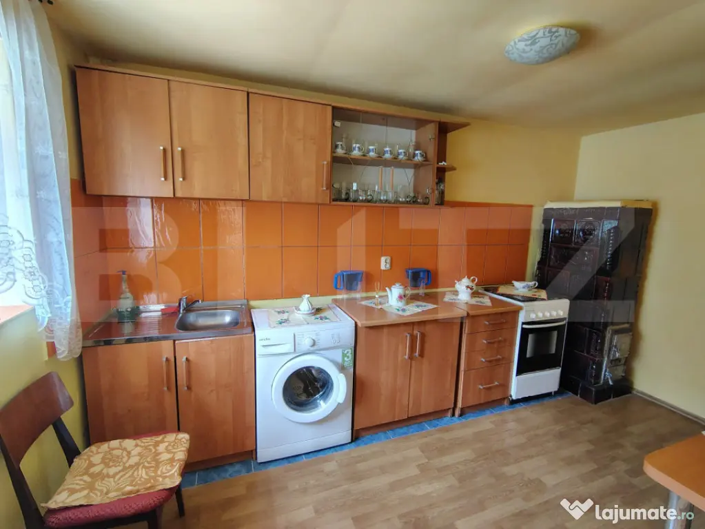 Casă individuală solidă și armonioasă, 55 mp, teren 830