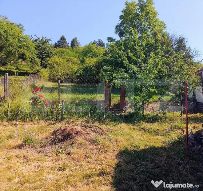 Casă individuală solidă și armonioasă, 55 mp, teren 830