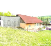 Casă individuală solidă și armonioasă, 55 mp, teren 830 