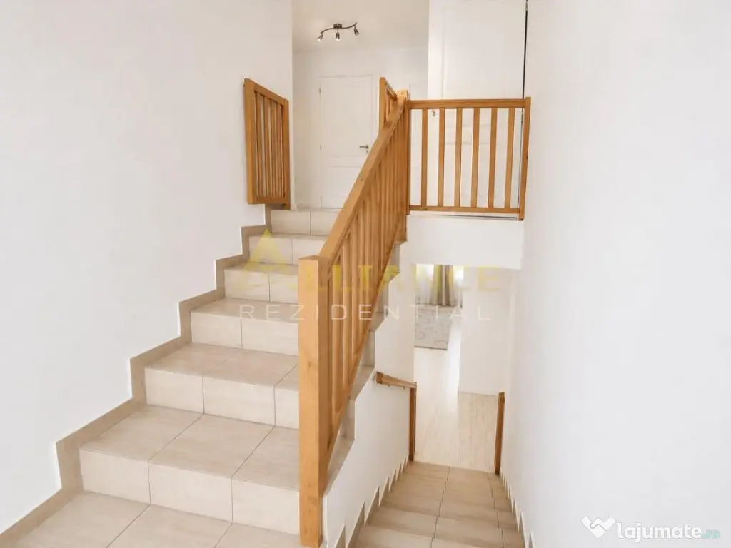 Vila individuala P M ~ 4 camere 2 bai ~ 500mp teren