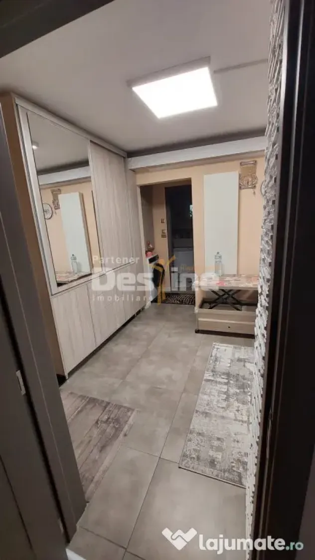 APARTAMENT 2 CAMERE MODERN MOBILAT SI RENOVAT
