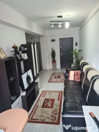 Inchiriez apartament zona Valea Adanca 