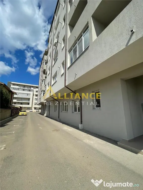 3 Camere decomandat Grand Arena 71mp