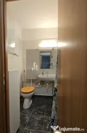 3 camere decomandat/centrala proprie/etaj 1/Bd Constantin...